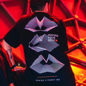 T-Shirt Moving Yourself Fancy Inc